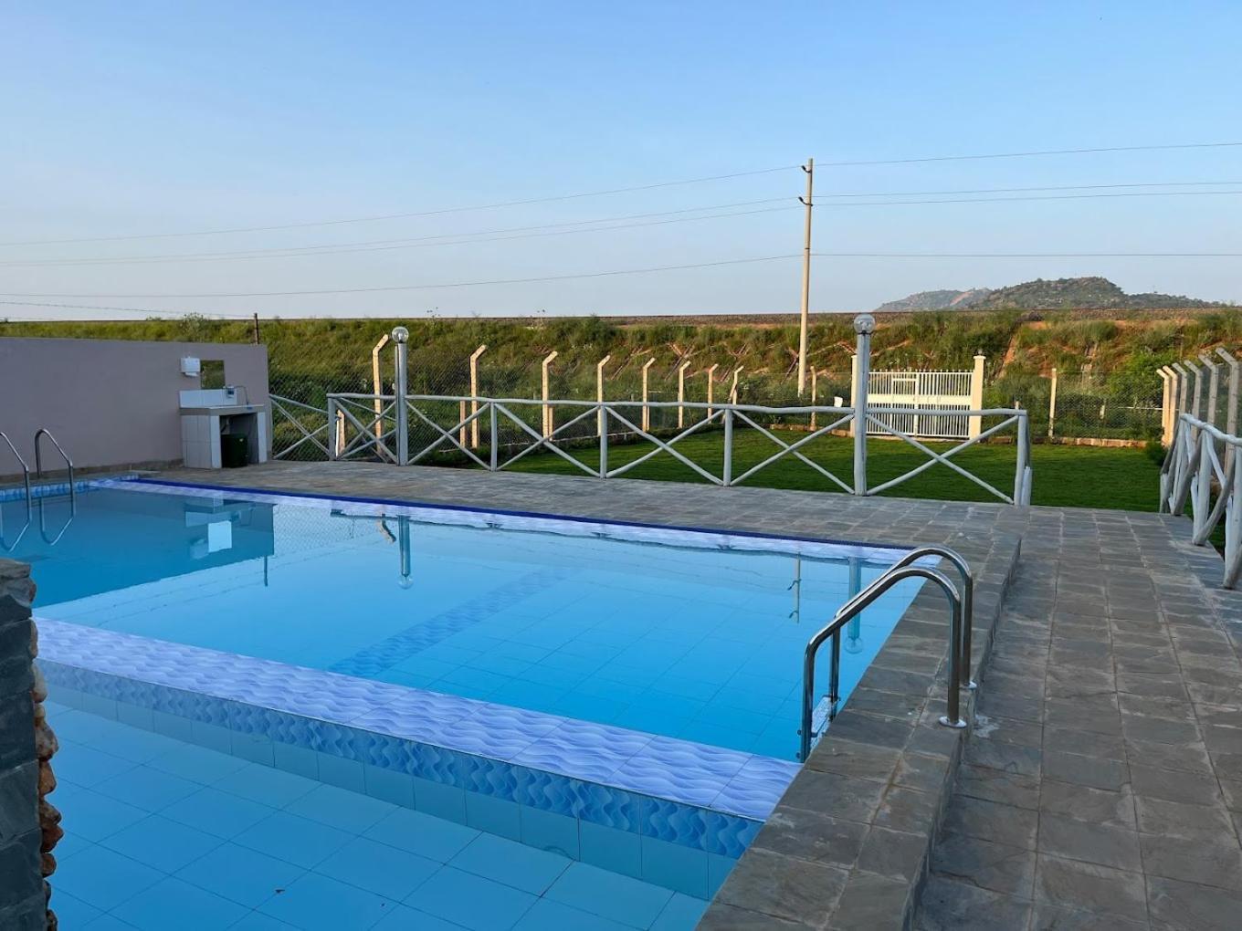 1 Bedroom Fully Furnished Luxurious Apartment Voi Town Exterior foto
